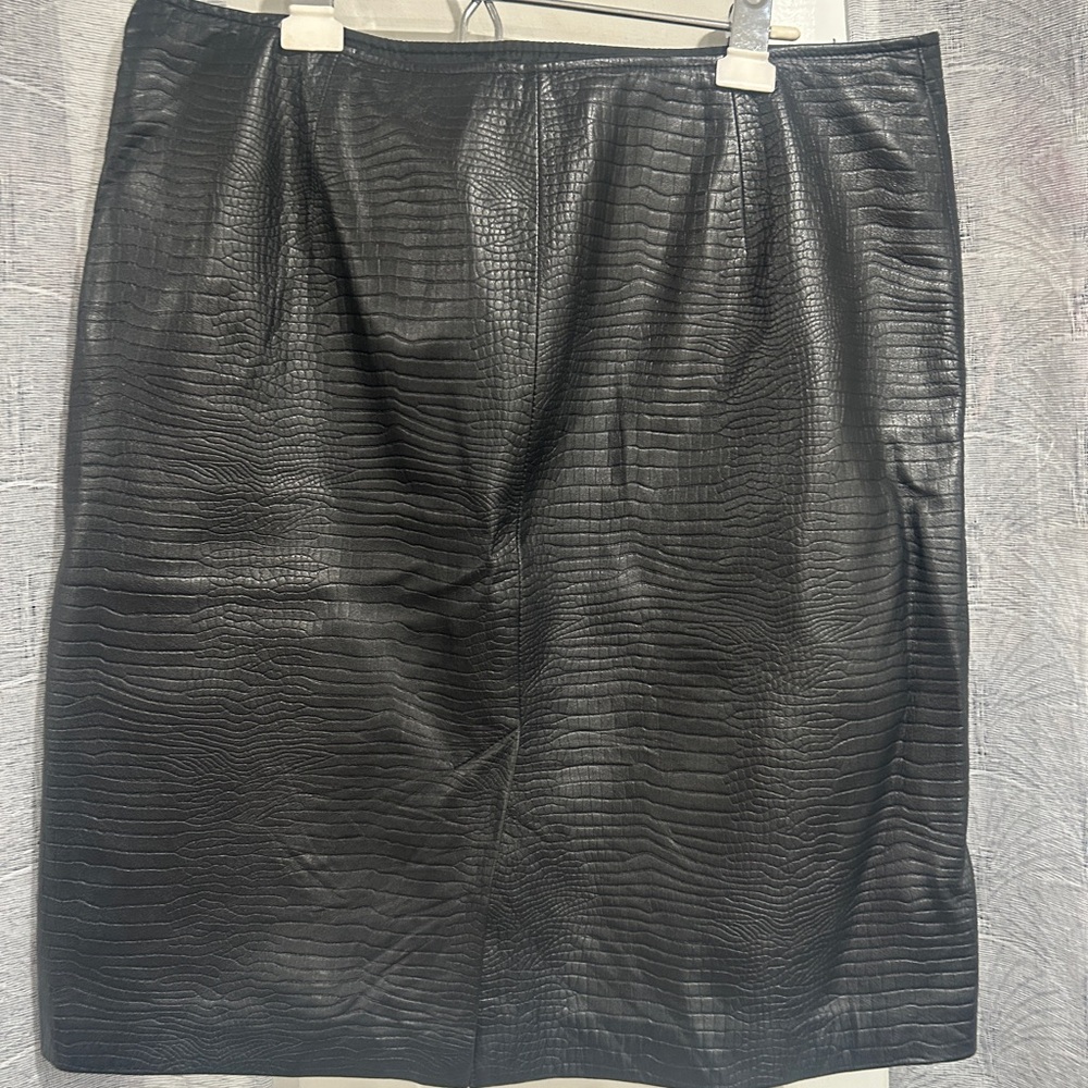 Ralph Lauren Black Leather Pencil Skirt with Croc Design